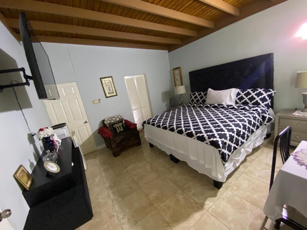 Portmore Bagian luar foto